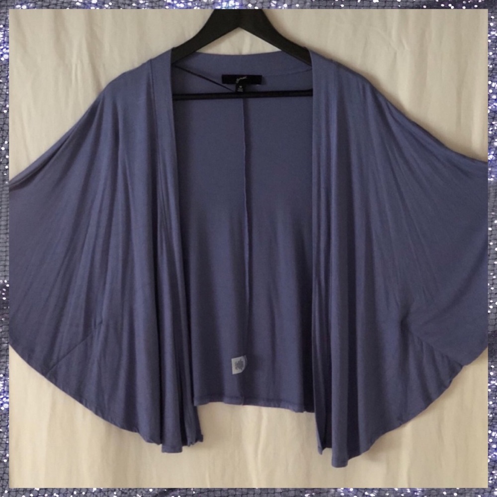 GNW Periwinkle Shrug